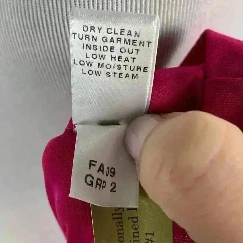 New St. John top size S Cosmo pink long sleeve mock turtleneck stretch career
